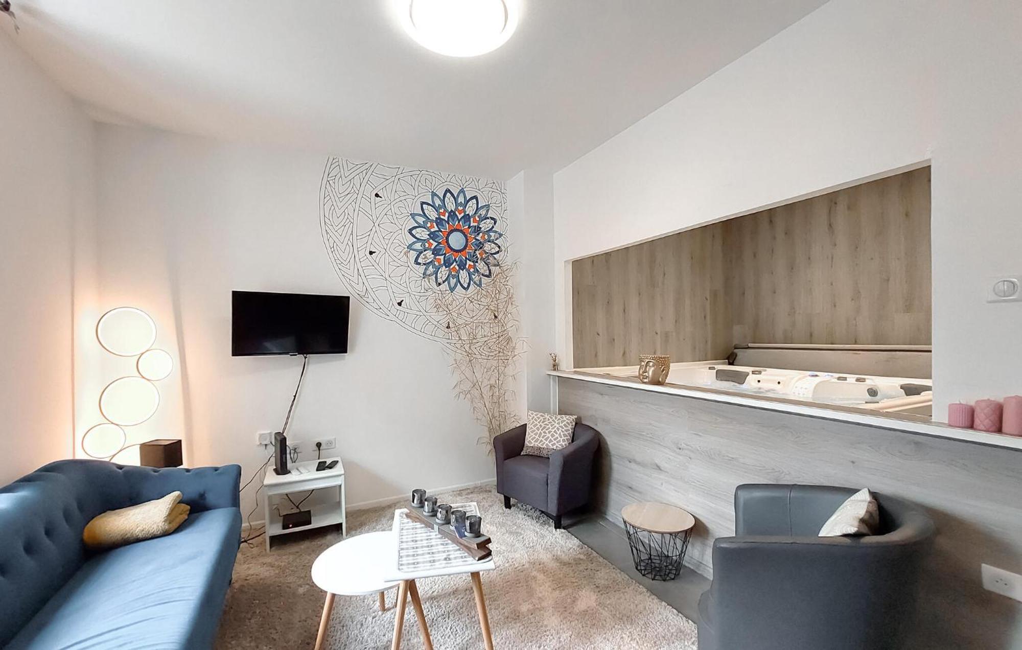 2 Bedroom Beautiful Apartment In לה טיו מראה חיצוני תמונה